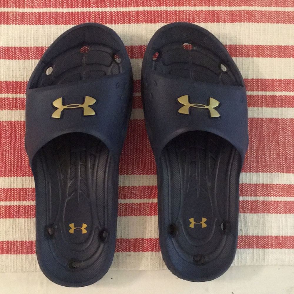 Under Armour: men’s 8 women’s 9: slides